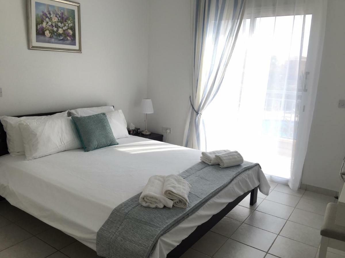 Limnaria Gardens - Modern 1 Bed, Walk To Beach & Shops Paphos Luaran gambar