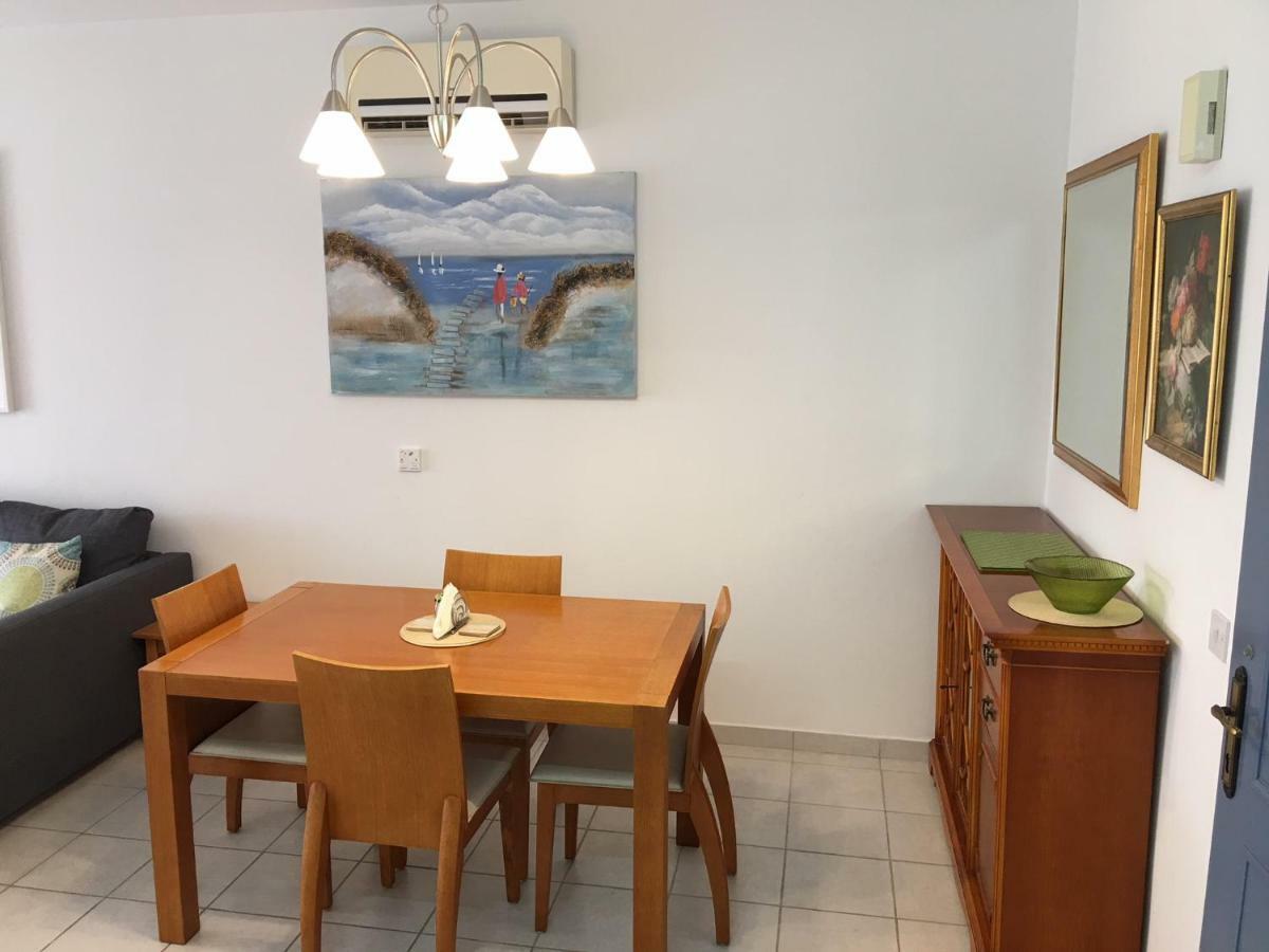 Limnaria Gardens - Modern 1 Bed, Walk To Beach & Shops Paphos Luaran gambar