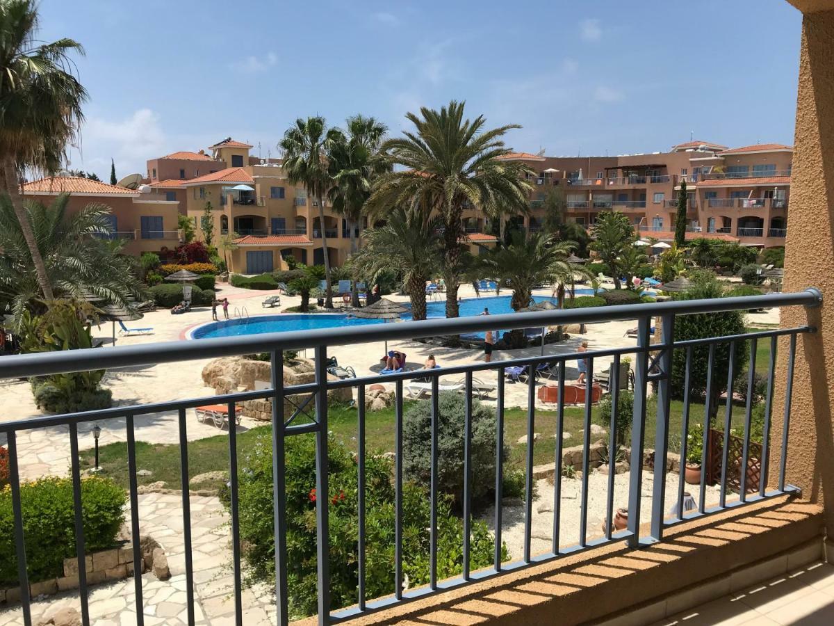 Limnaria Gardens - Modern 1 Bed, Walk To Beach & Shops Paphos Luaran gambar